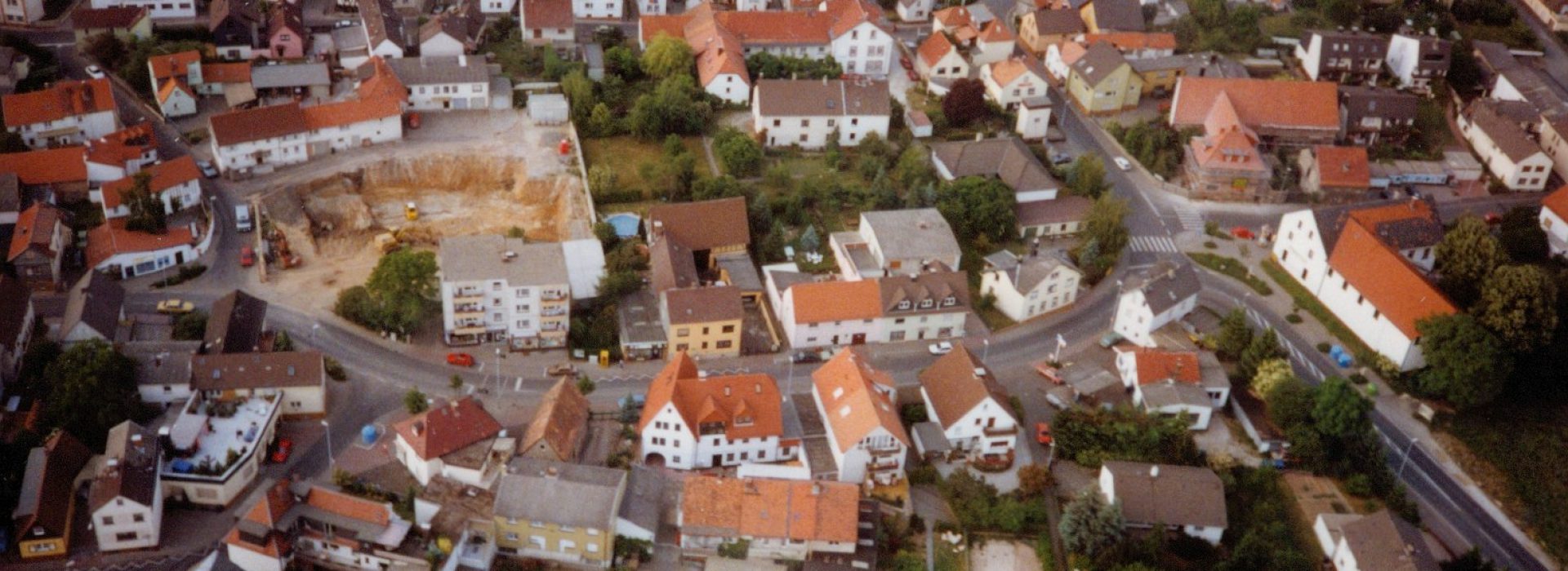 1990 Luftaufnahme Hauptstr.