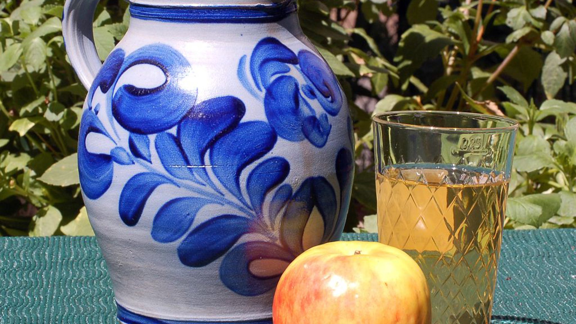 Apfelwein_Geripptes_Bembel Apfelwein_Geripptes_Bembel